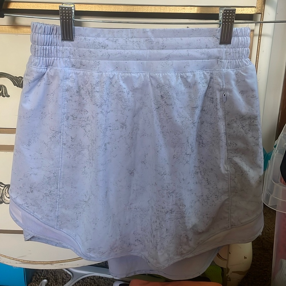 Lululemon hotty hot skirt 6